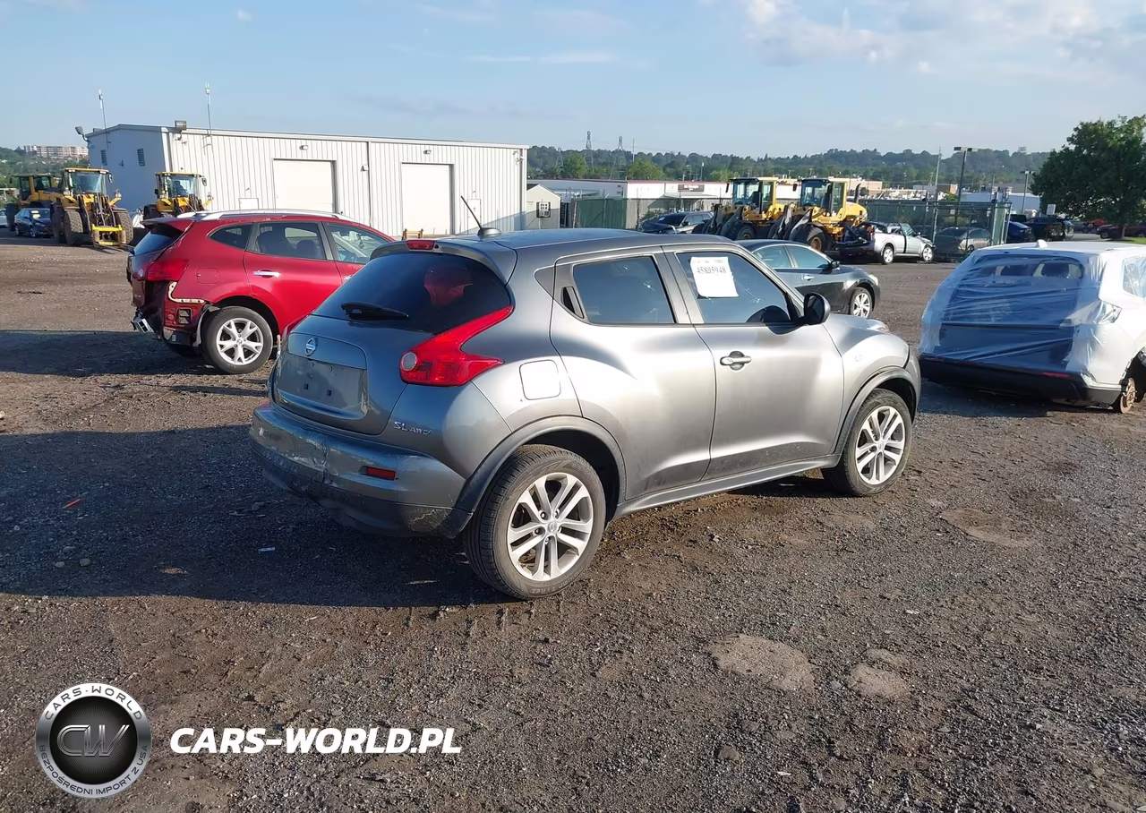 2011 Nissan Juke Sl VIN:JN8AF5MV5BT010342 - 4