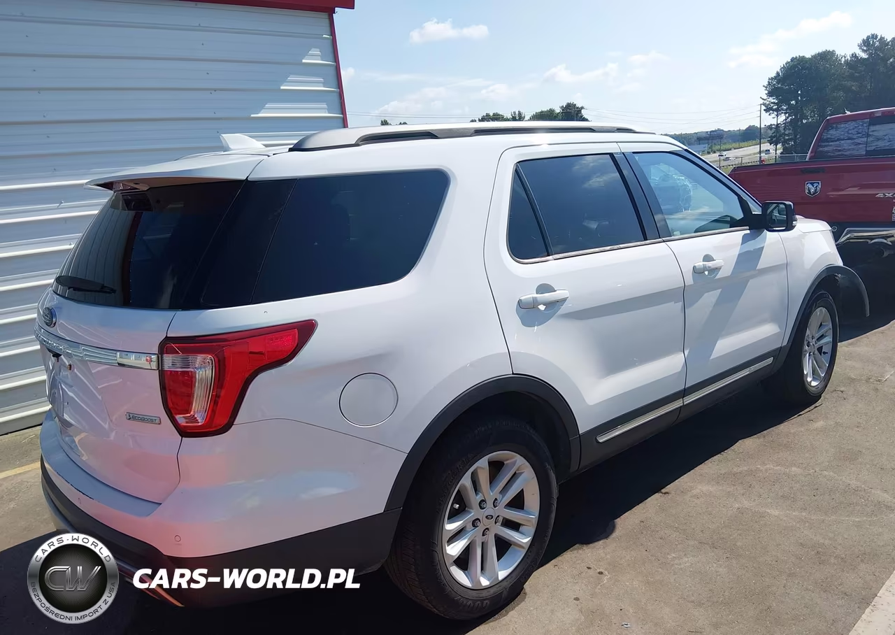 2017 Ford Explorer Xlt VIN:1FM5K7DH1HGD96060 - 4