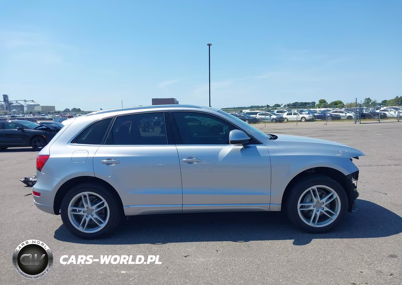2016 Audi Q5 2.0T Premium VIN:WA1L2AFP7GA062642 - 14