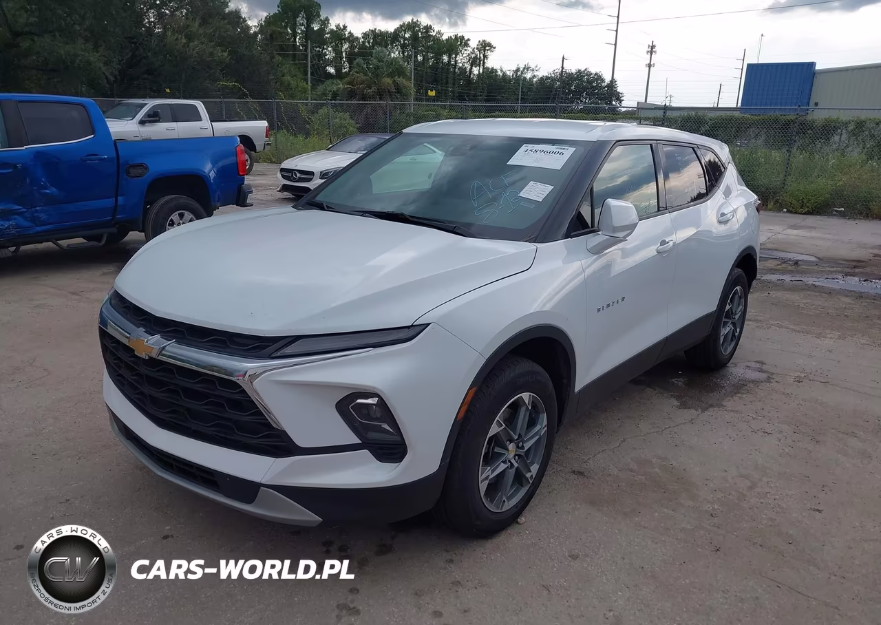 2025 Chevrolet Blazer Fwd 2Lt VIN:3GNKBCR49SS236823 - 2