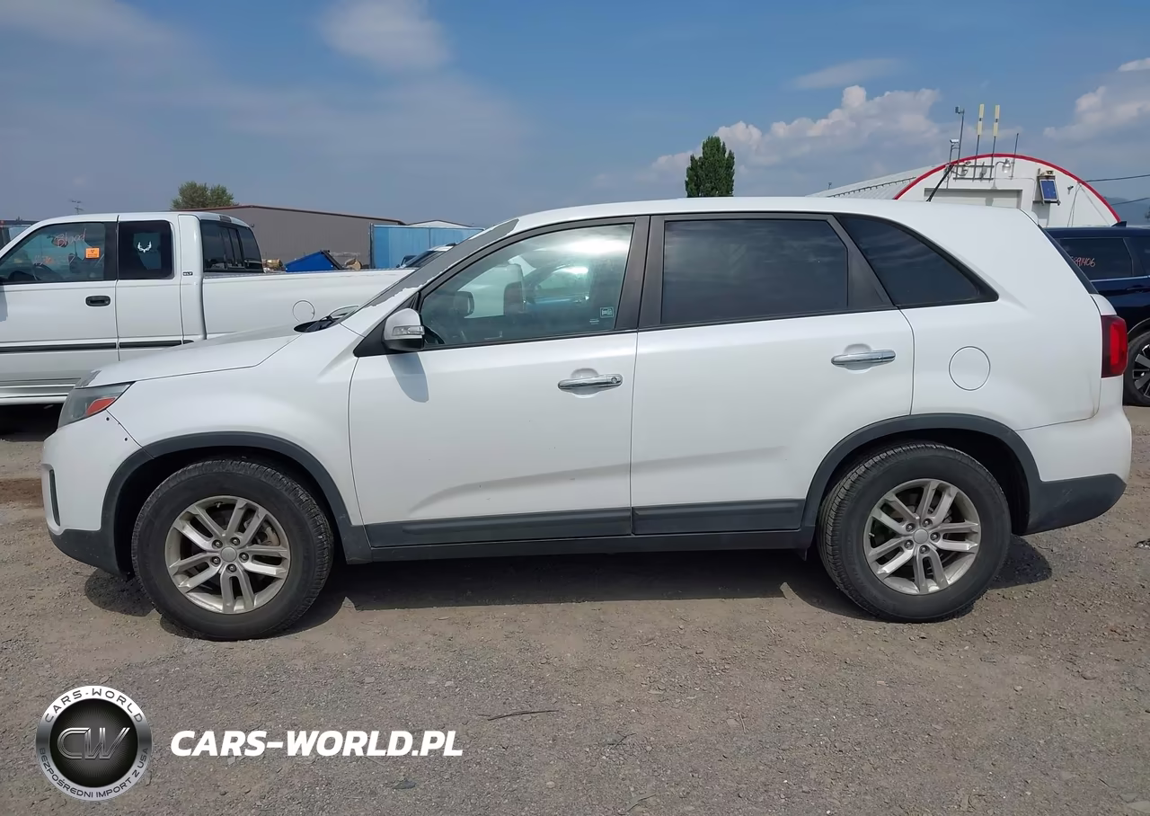 2015 Kia Sorento Lx VIN:5XYKT3A6XFG640546 - 15