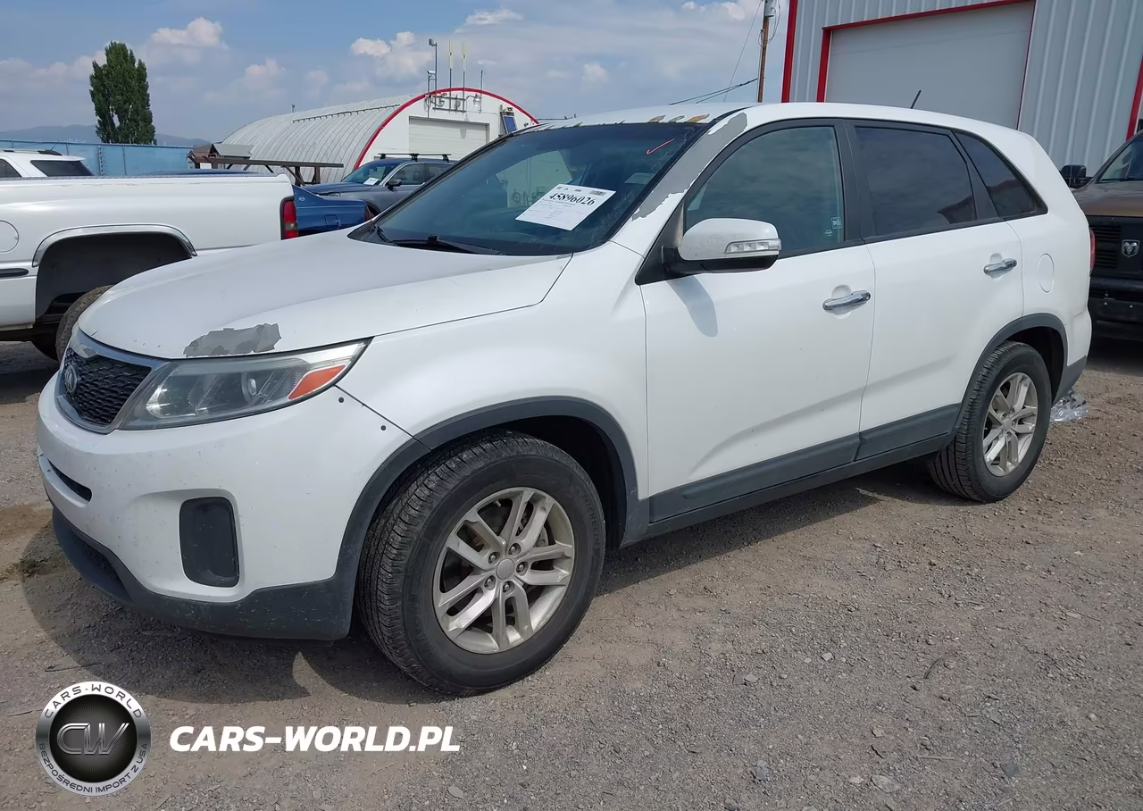 2015 Kia Sorento Lx VIN:5XYKT3A6XFG640546 - 2