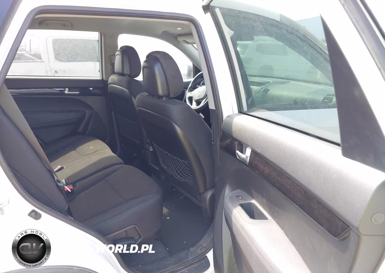 2015 Kia Sorento Lx VIN:5XYKT3A6XFG640546 - 8
