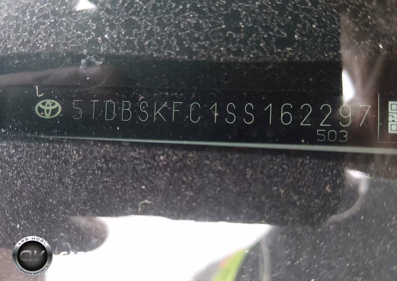 2025 Toyota Sienna Le VIN:5TDBSKFC1SS162297 - 19