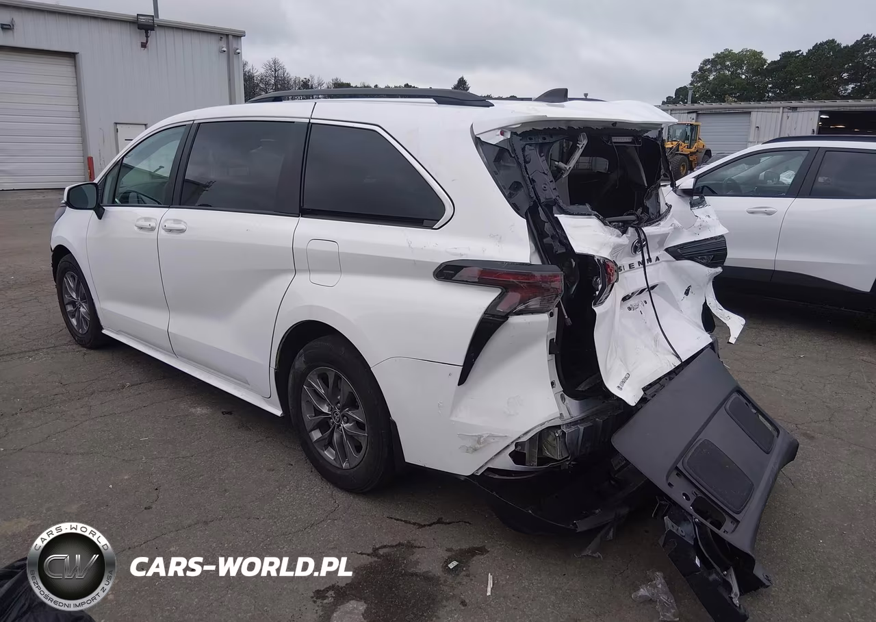 2025 Toyota Sienna Le VIN:5TDBSKFC1SS162297 - 3