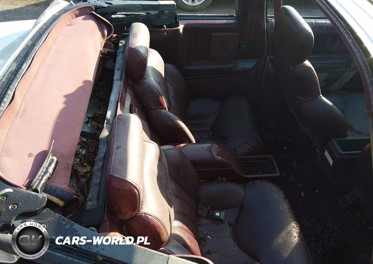 1993 Oldsmobile Cutlass Supreme VIN:1G3WT34X0PD303230 - 13