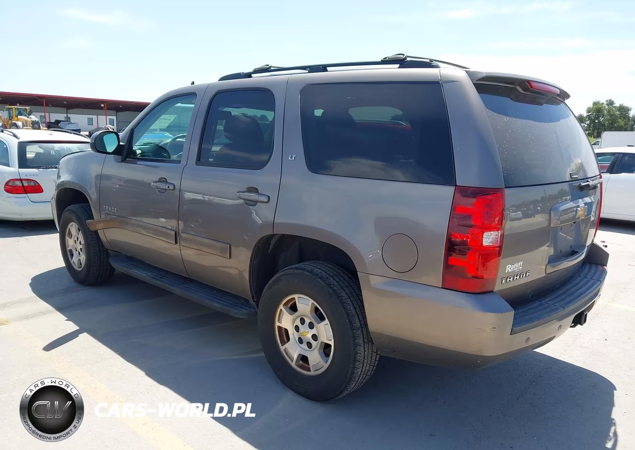 2012 Chevrolet Tahoe Lt VIN:1GNSCBE08CR273330 - 3