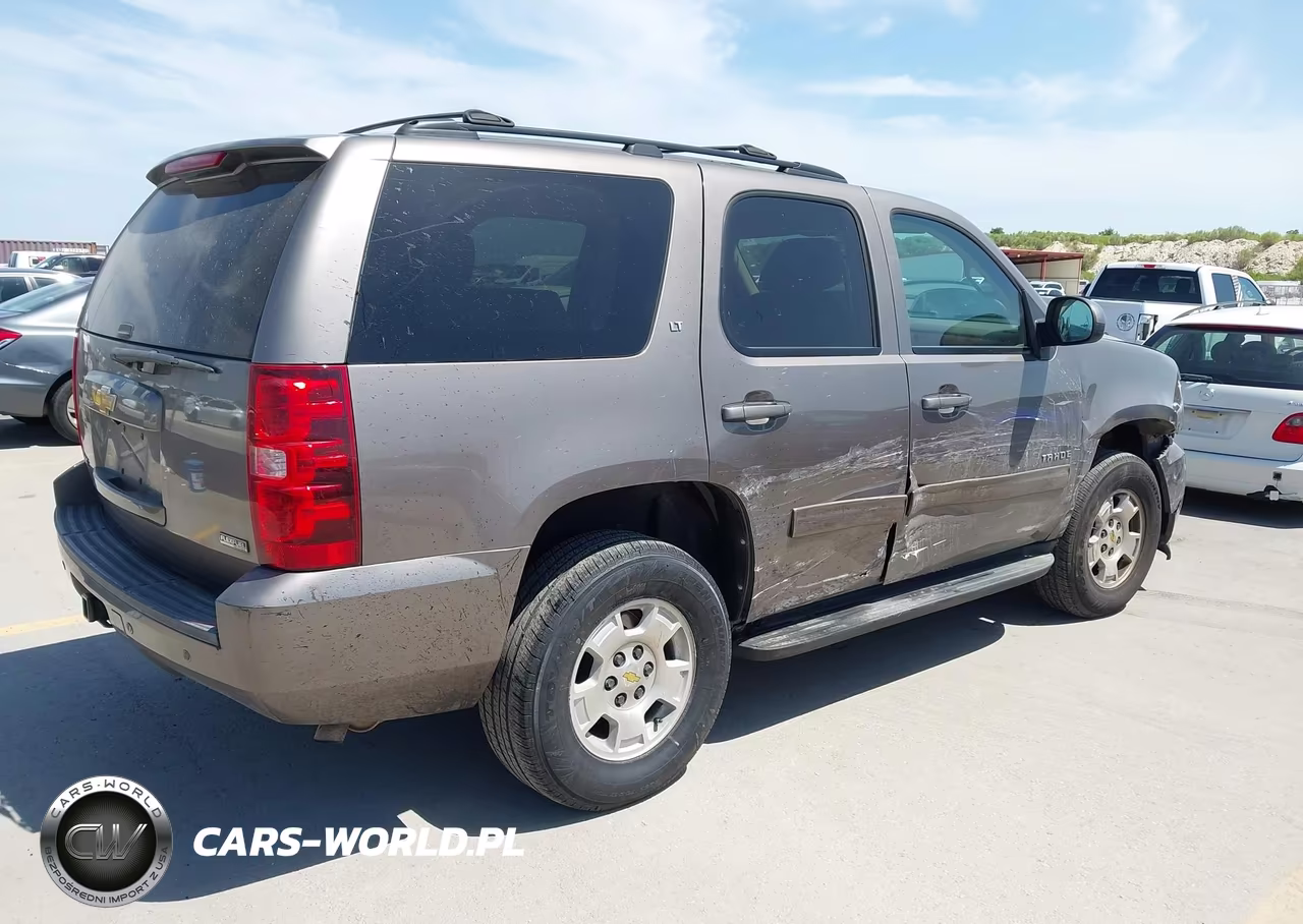 2012 Chevrolet Tahoe Lt VIN:1GNSCBE08CR273330 - 4