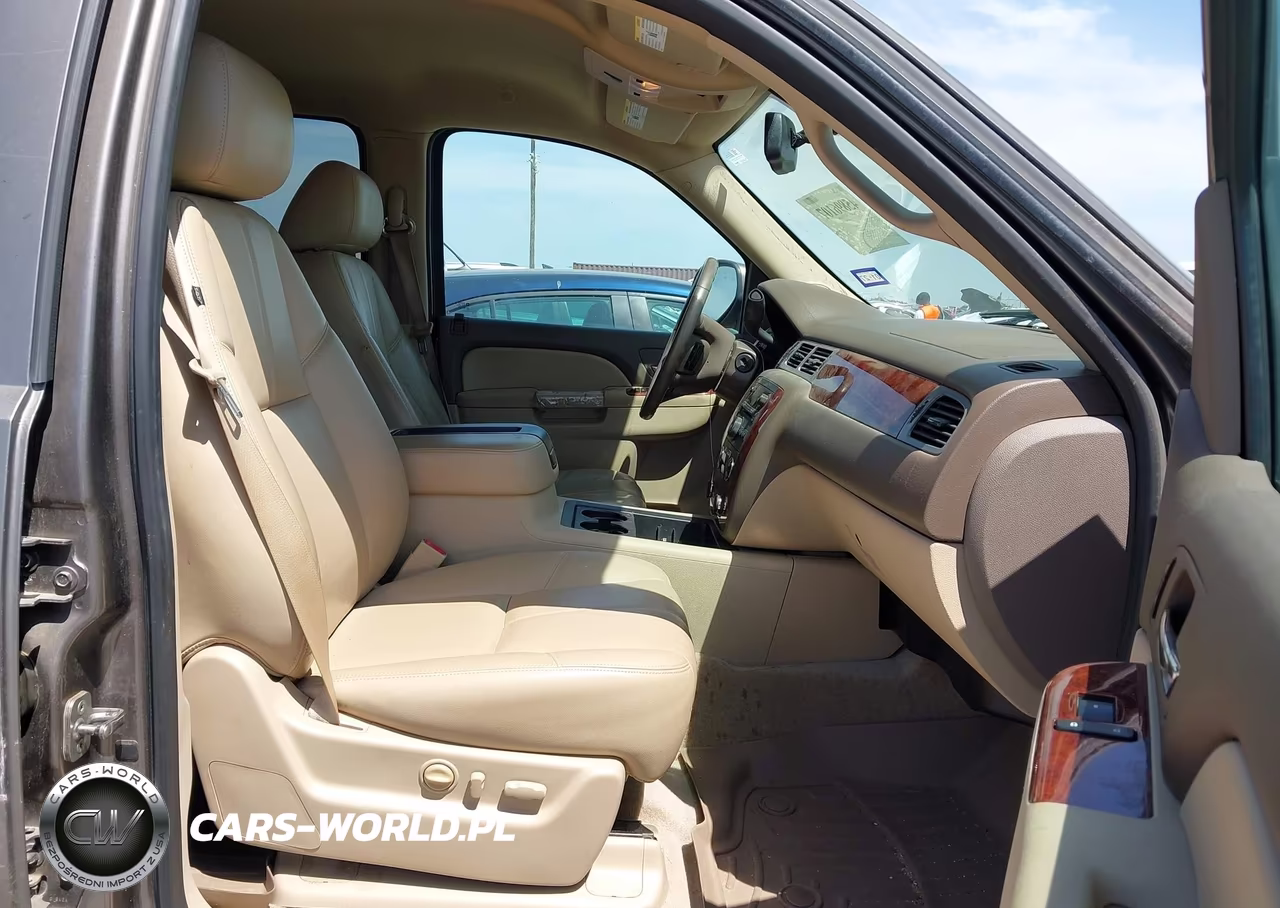 2012 Chevrolet Tahoe Lt VIN:1GNSCBE08CR273330 - 5