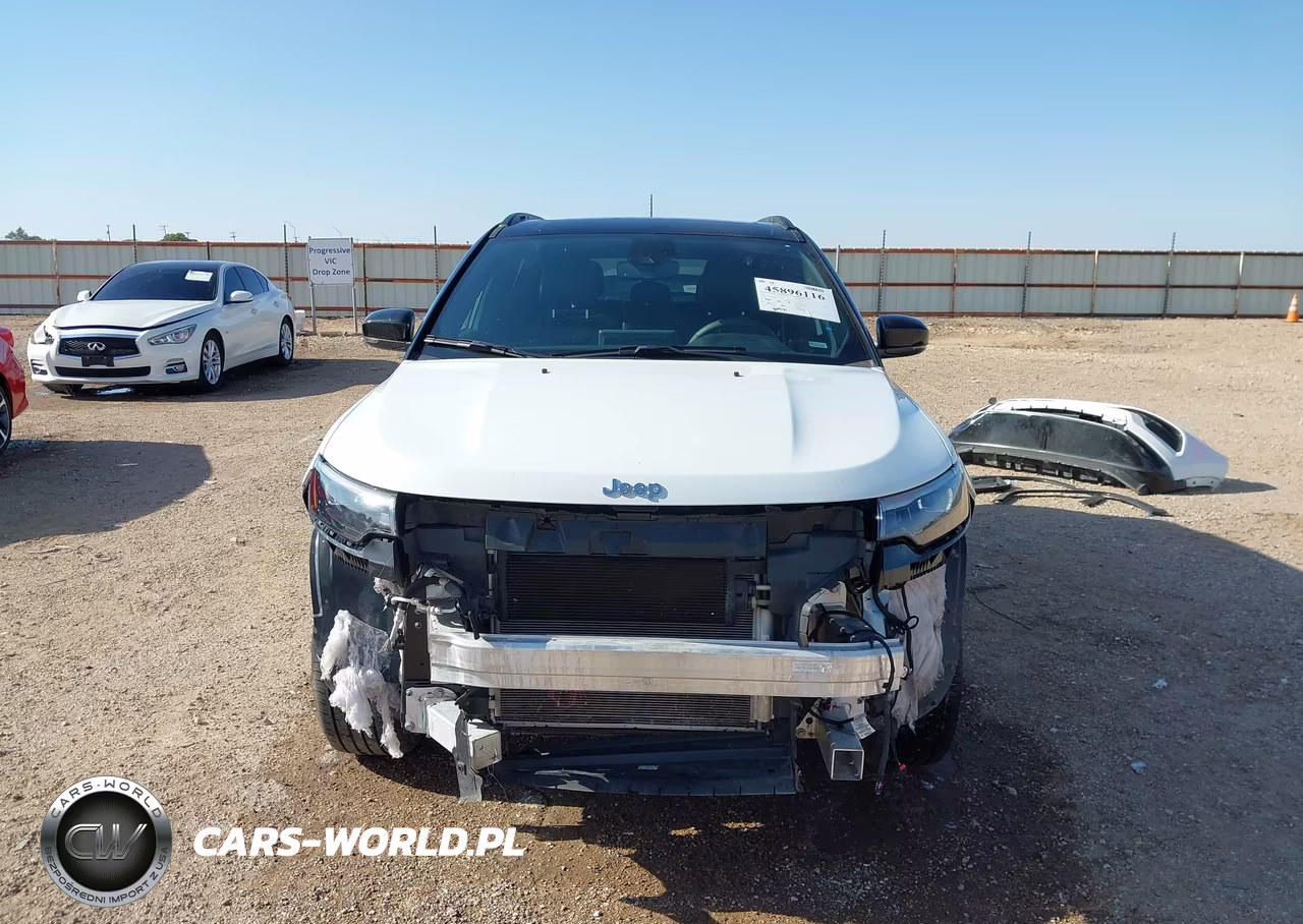 2025 Jeep Compass Limited 4X4 VIN:3C4NJDCNXST614478 - 13