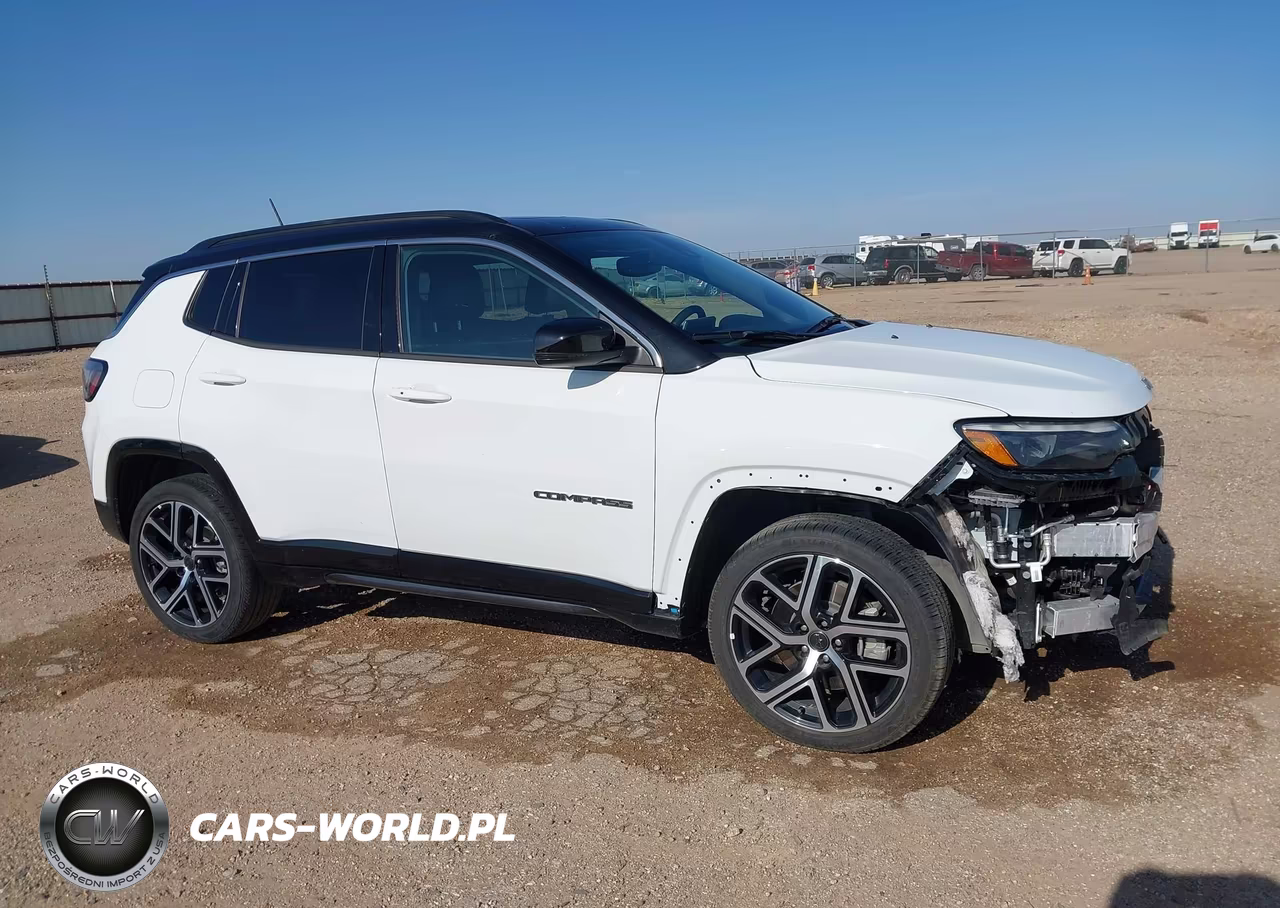 2025 Jeep Compass Limited 4X4 VIN:3C4NJDCNXST614478 - 14