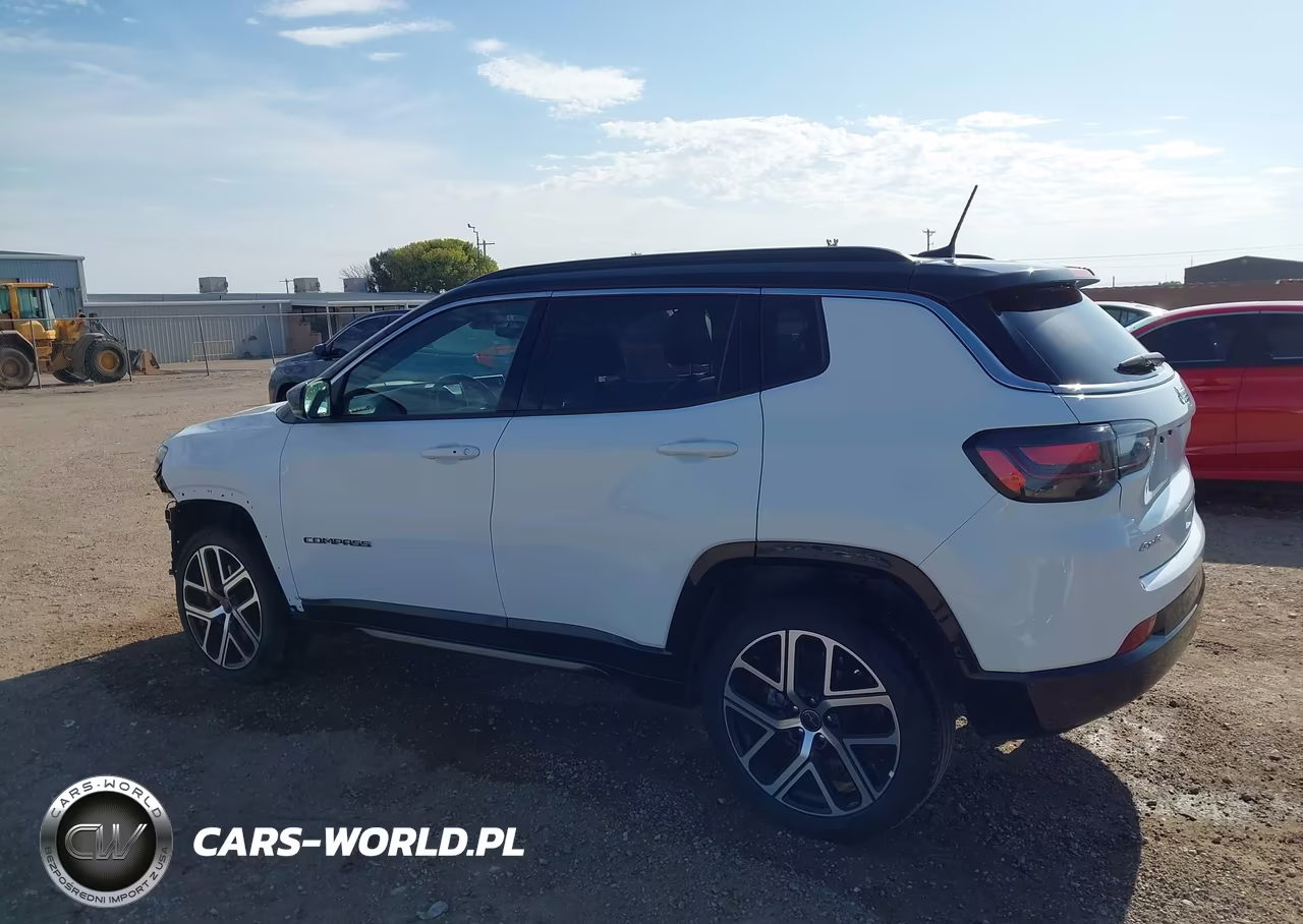 2025 Jeep Compass Limited 4X4 VIN:3C4NJDCNXST614478 - 15