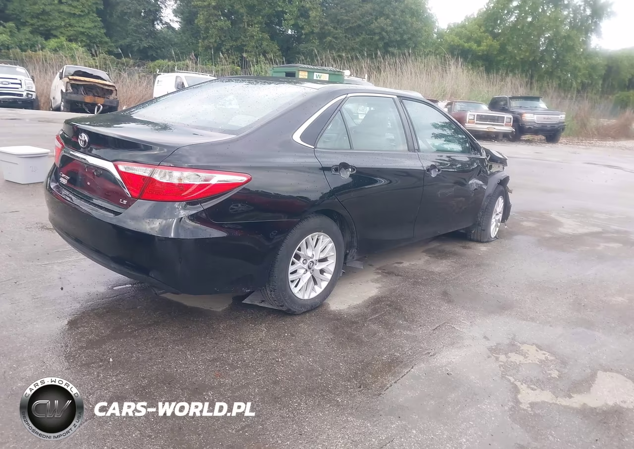 2016 Toyota Camry Le VIN:4T4BF1FK3GR581164 - 4