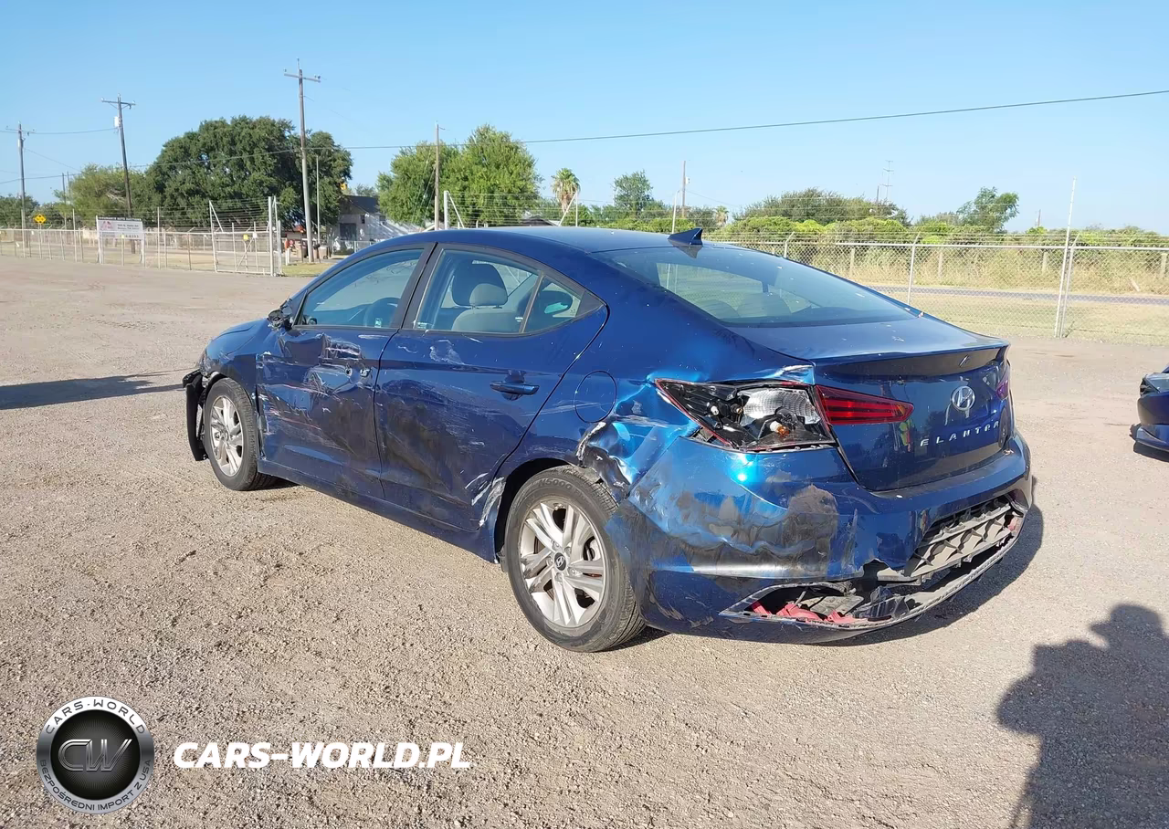 2019 Hyundai Elantra Sel VIN:5NPD84LF9KH420976 - 3