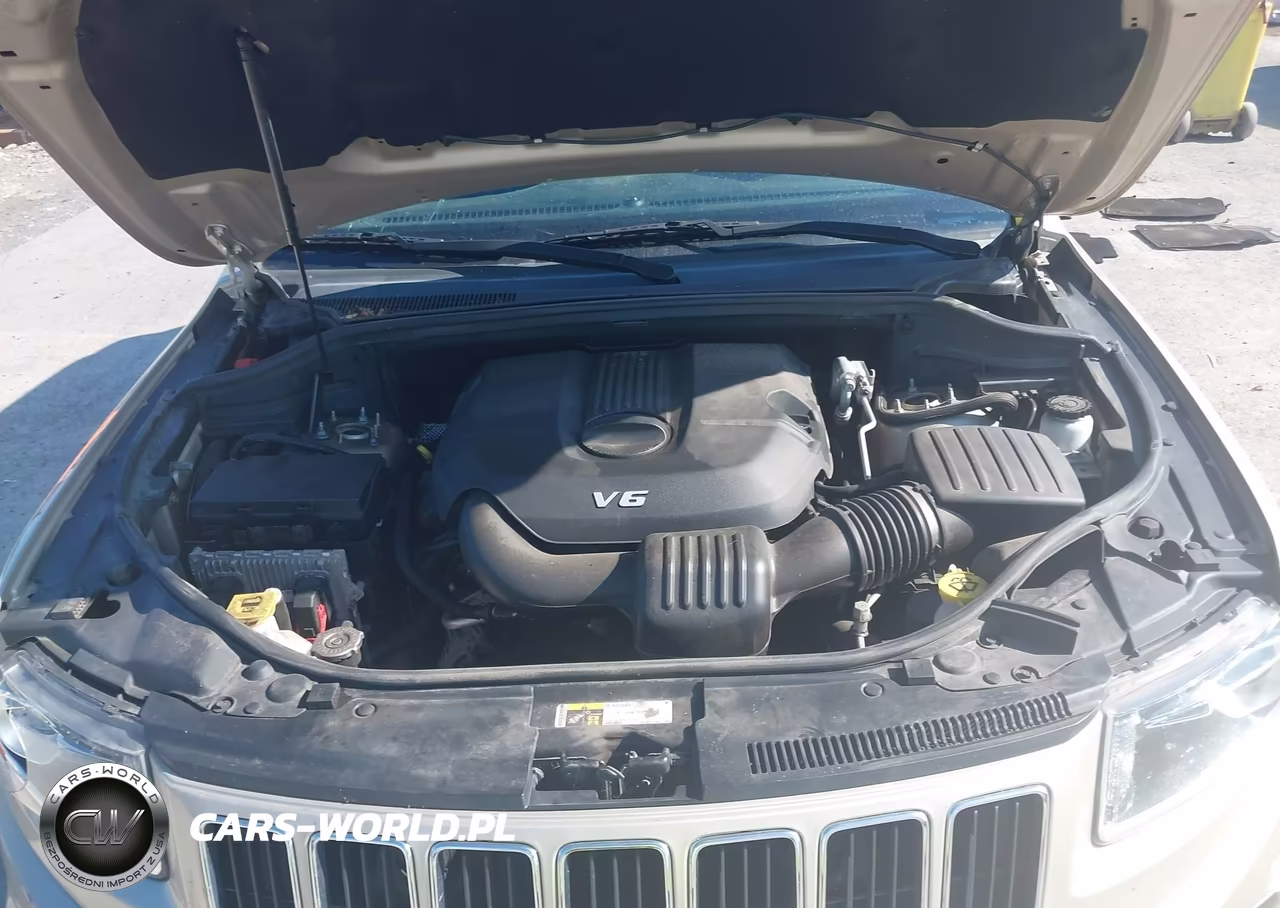 2015 Jeep Grand Cherokee Laredo VIN:1C4RJFAG5FC913461 - 10