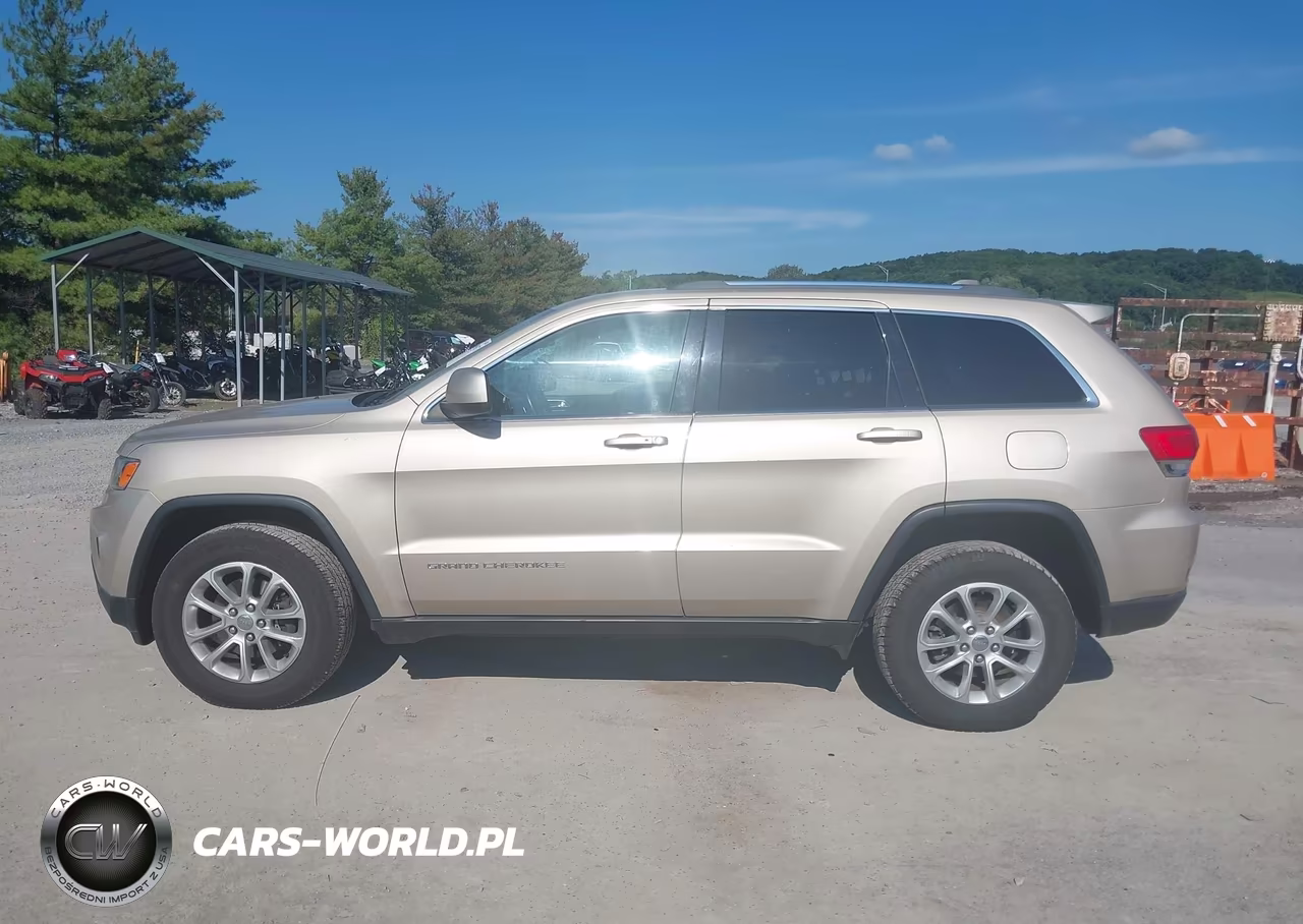 2015 Jeep Grand Cherokee Laredo VIN:1C4RJFAG5FC913461 - 14