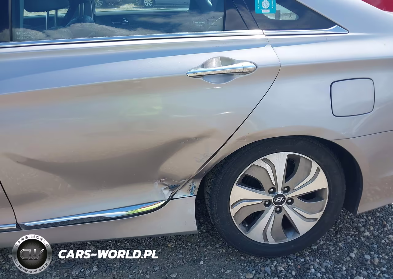 2013 Hyundai Sonata Hybrid Limited VIN:KMHEC4A43DA067841 - 6