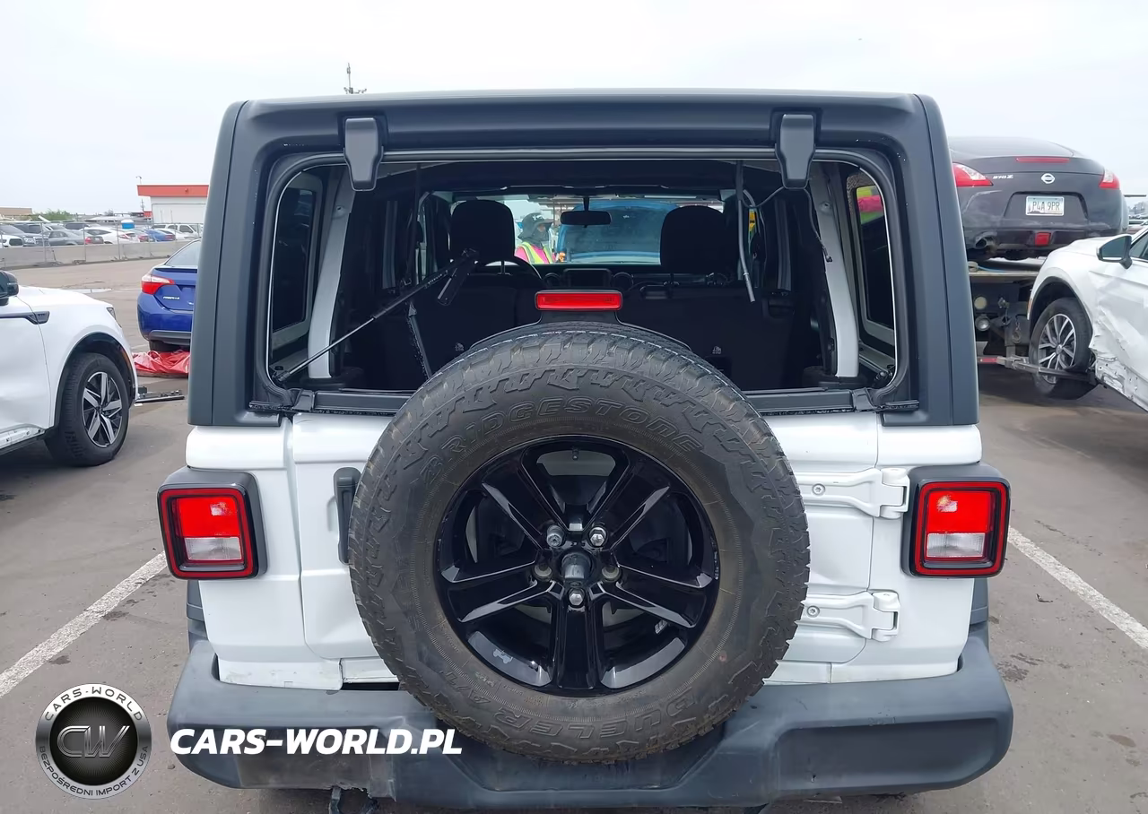 2021 Jeep Wrangler Unlimited Sport Altitude 4X4 VIN:1C4HJXDN7MW576802 - 16