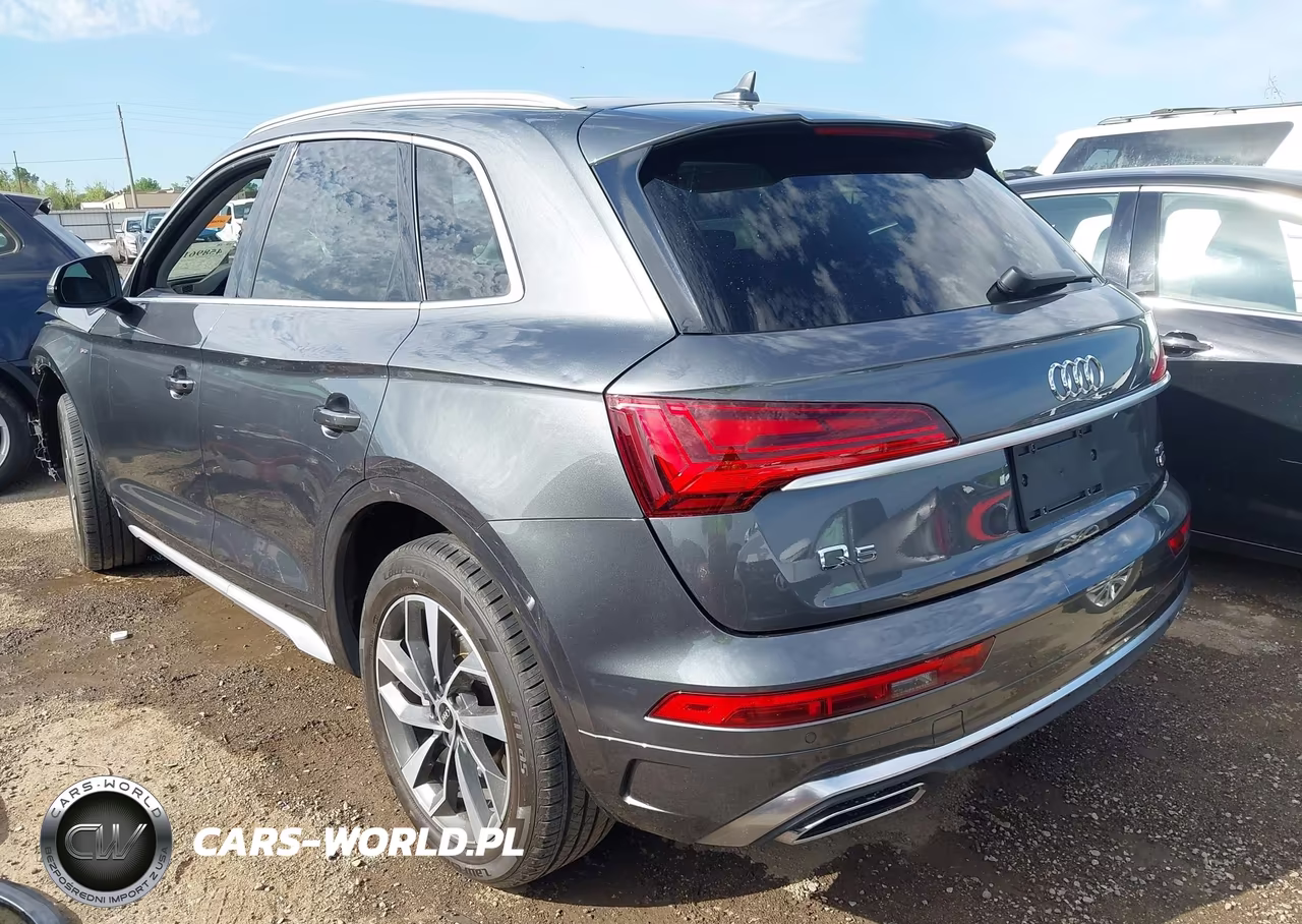 2023 Audi Q5 Premium Plus 45 Tfsi S Line Quattro VIN:WA1EAAFYXP2059250 - 3