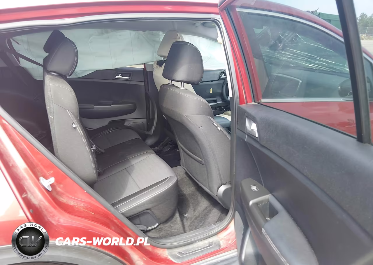 2020 Kia Sportage Lx VIN:KNDPM3AC5L7685587 - 8