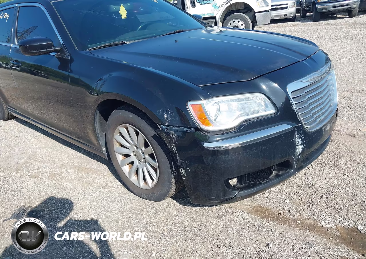 2012 Chrysler 300 VIN:2C3CCAAG0CH256469 - 6