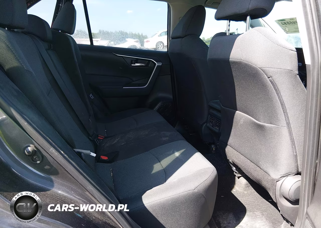 2024 Toyota Rav4 Xle VIN:2T3W1RFV6RC282430 - 8