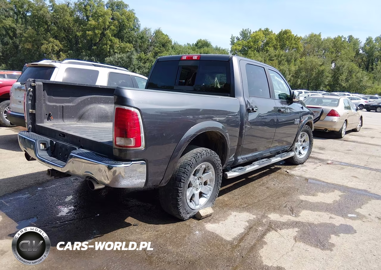 2018 Ram 1500 Laramie 4X4 5'7 Box VIN:1C6RR7NTXJS271802 - 4