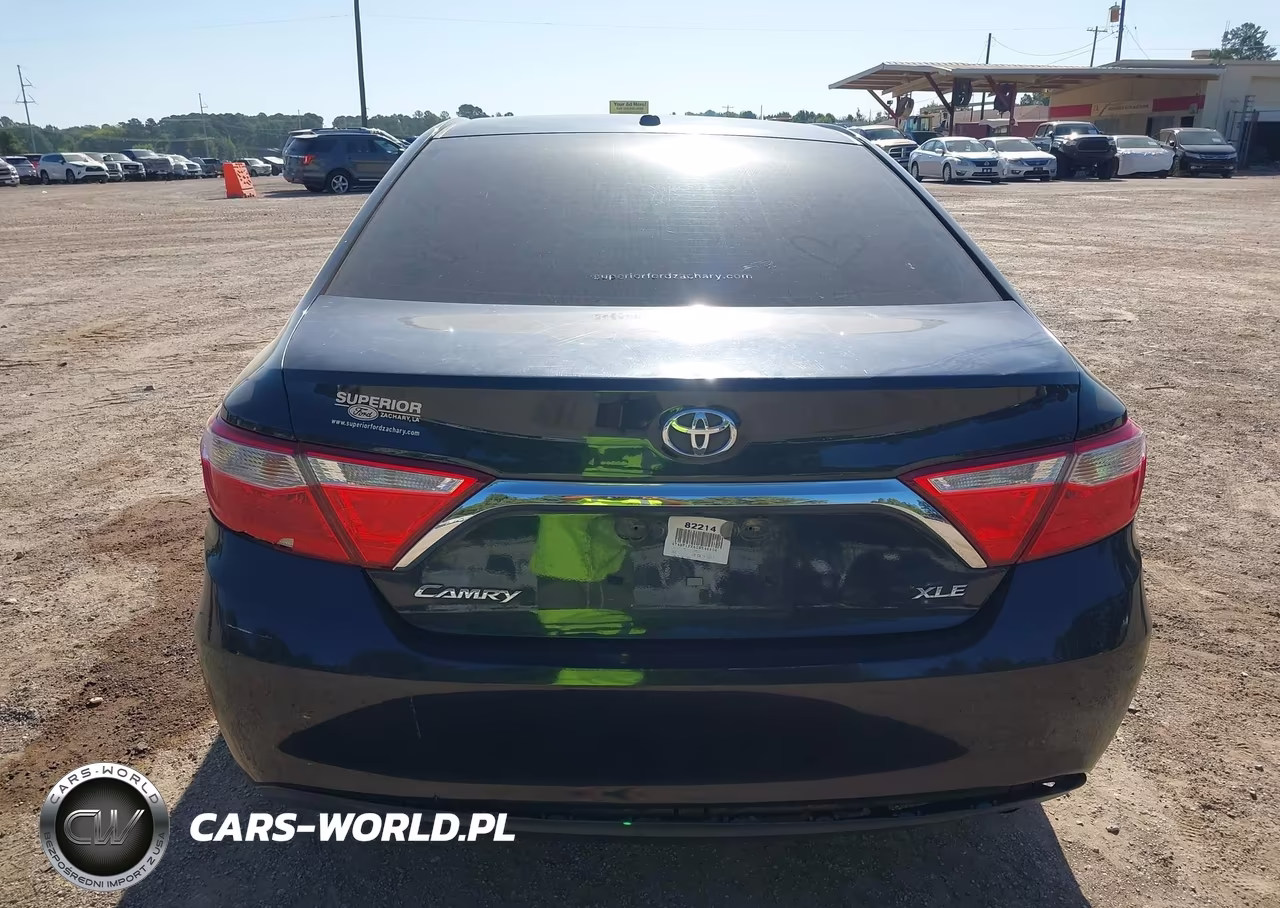 2016 Toyota Camry Xle VIN:4T4BF1FK6GR548806 - 16