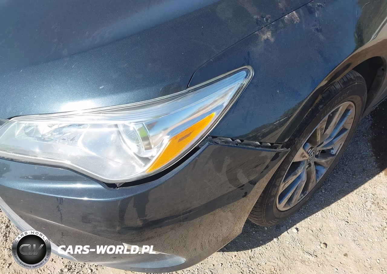 2016 Toyota Camry Xle VIN:4T4BF1FK6GR548806 - 17