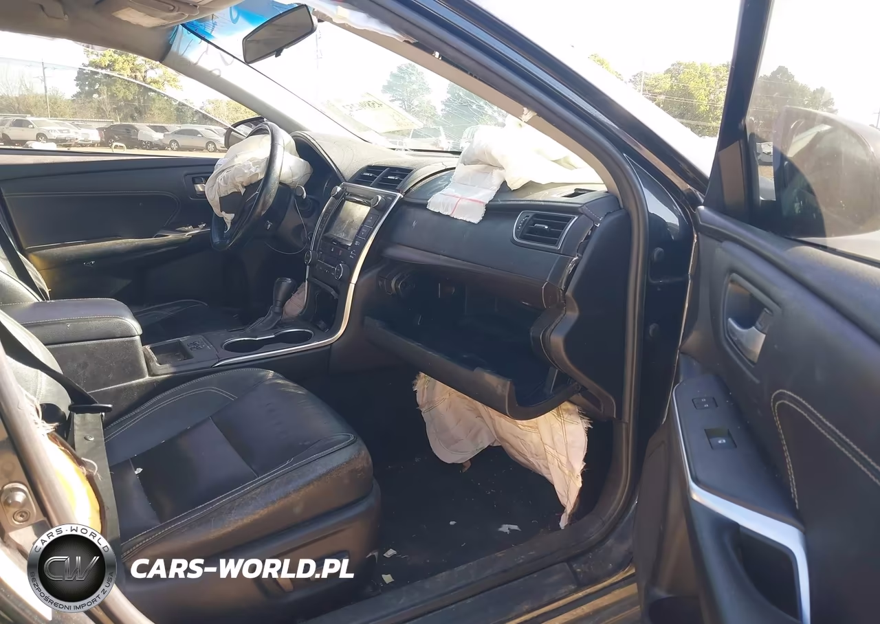 2016 Toyota Camry Xle VIN:4T4BF1FK6GR548806 - 5