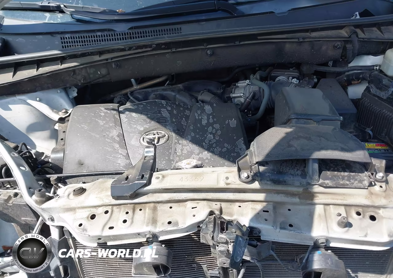 2018 Toyota Highlander Limited VIN:5TDYZRFH3JS250213 - 10