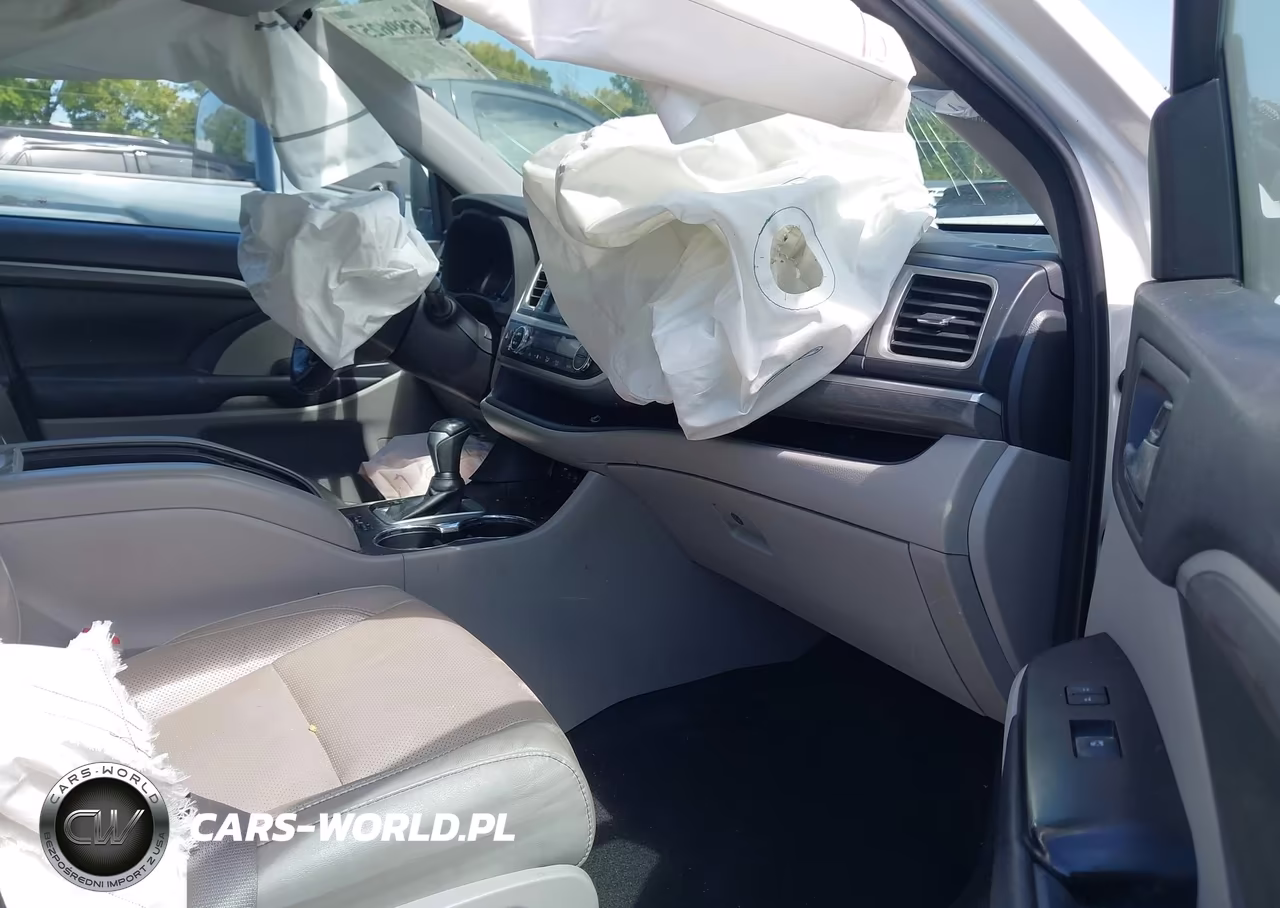 2018 Toyota Highlander Limited VIN:5TDYZRFH3JS250213 - 5