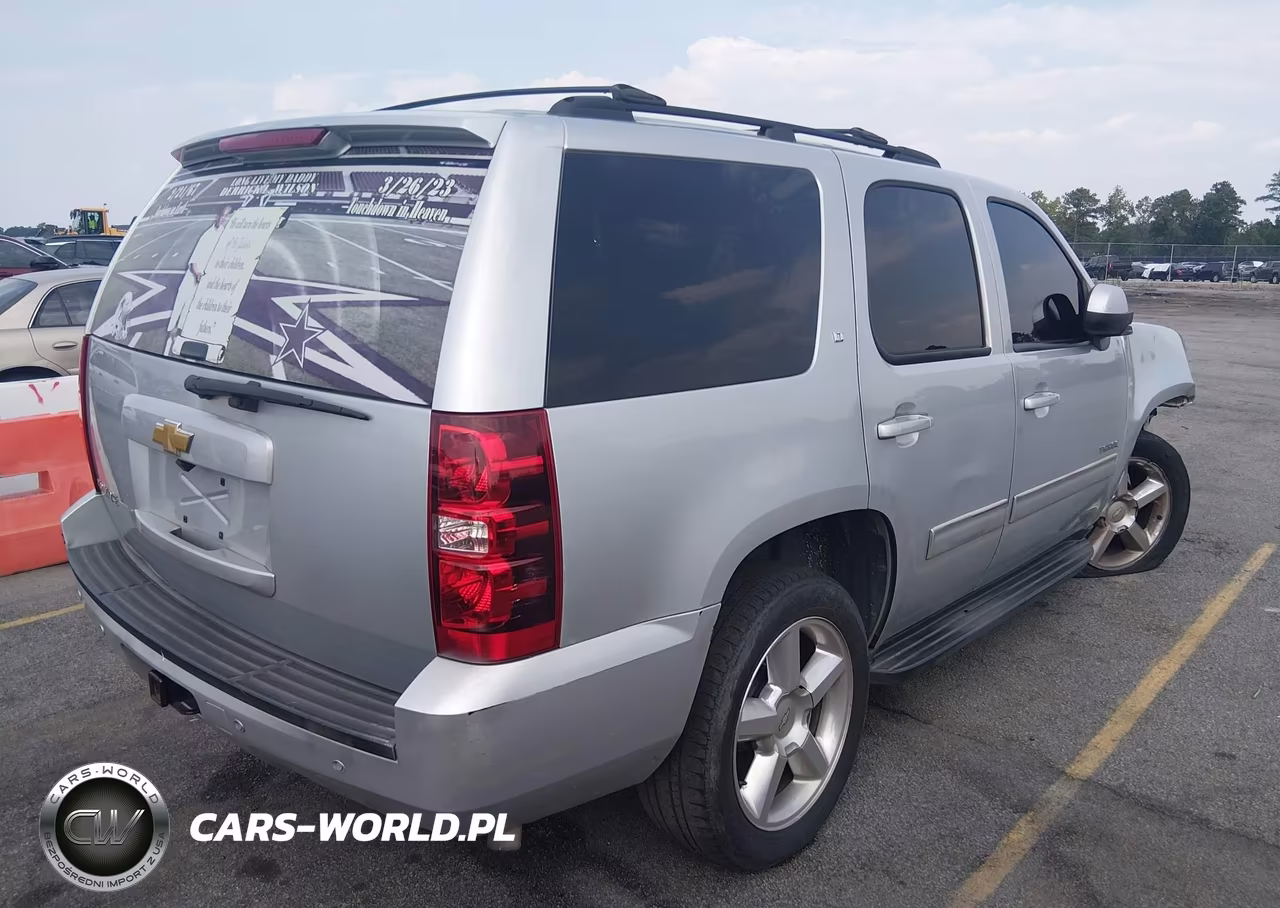 2013 Chevrolet Tahoe Lt VIN:1GNSKBE08DR129507 - 4