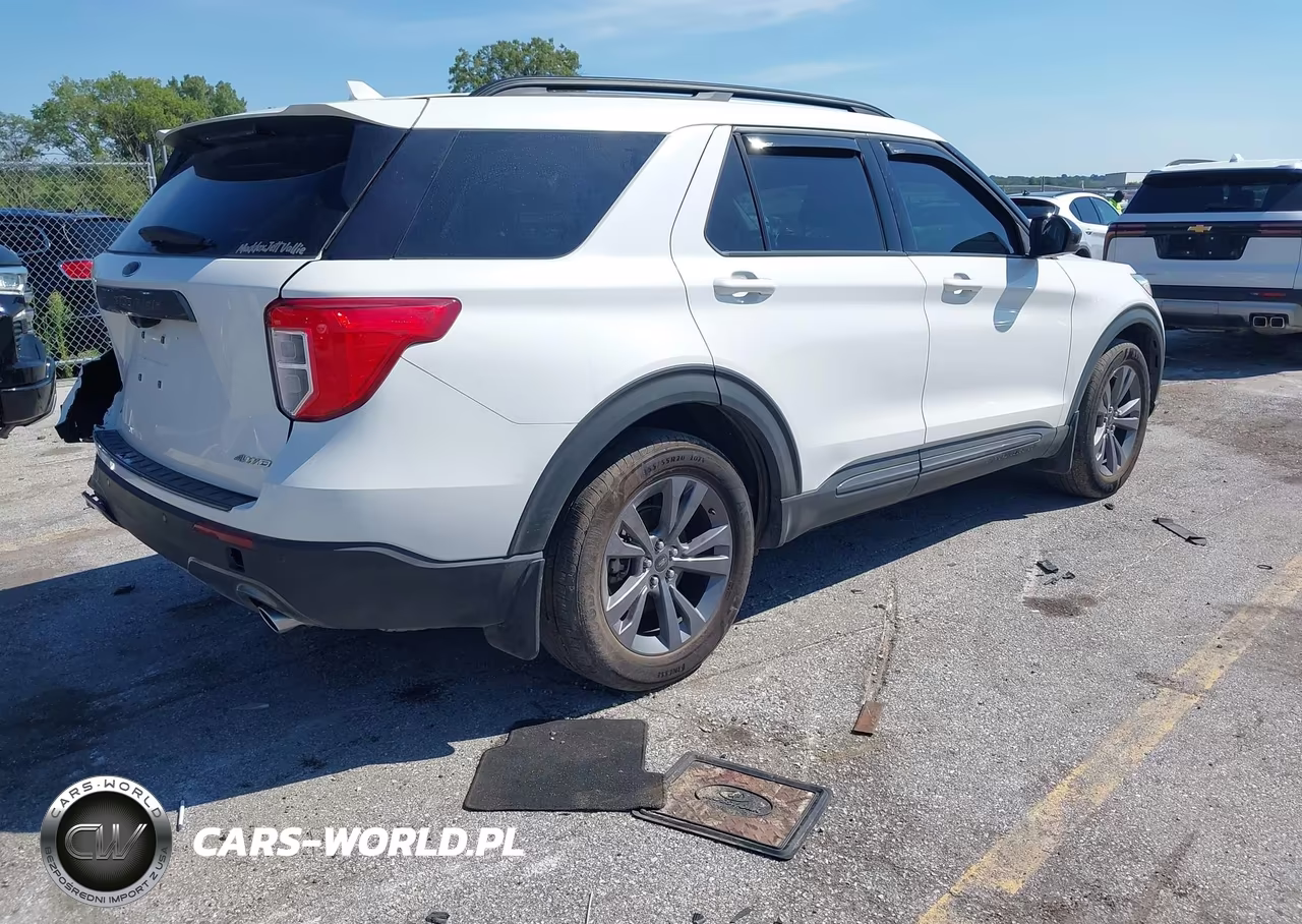 2022 Ford Explorer Xlt VIN:1FMSK8DH2NGB48274 - 4