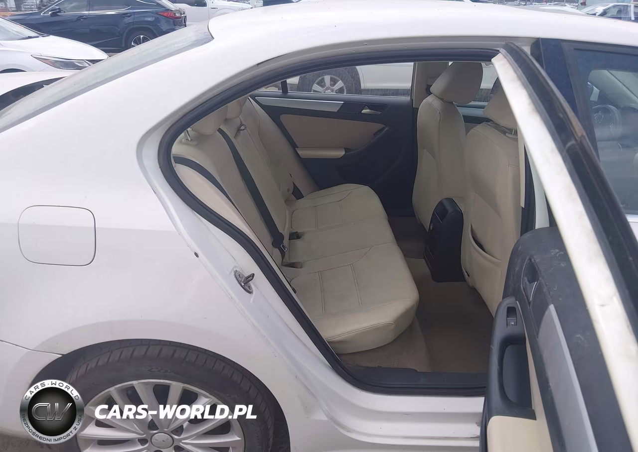 2011 Volkswagen Jetta 2.5L Sel VIN:3VWLX7AJ8BM359344 - 8