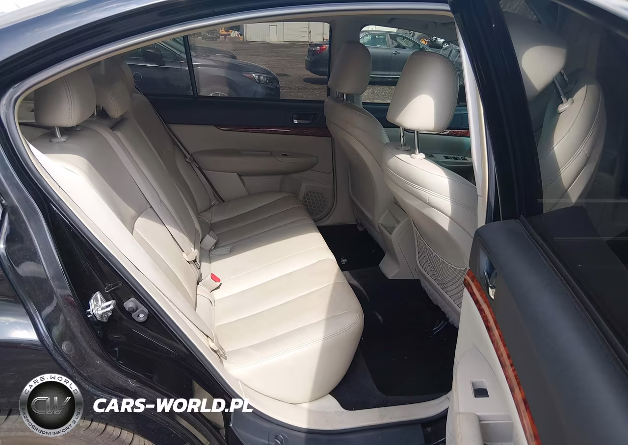 2010 Subaru Legacy 3.6R Limited VIN:4S3BMDL60A2245701 - 8