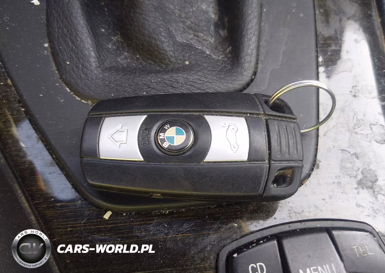 2011 BMW 328I VIN:WBAKE3C50BE558713 - 11