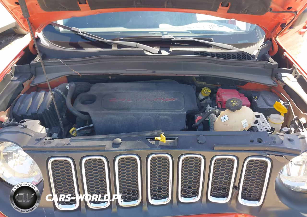 2018 Jeep Renegade Sport 4X4 VIN:ZACCJBAB8JPJ50940 - 10