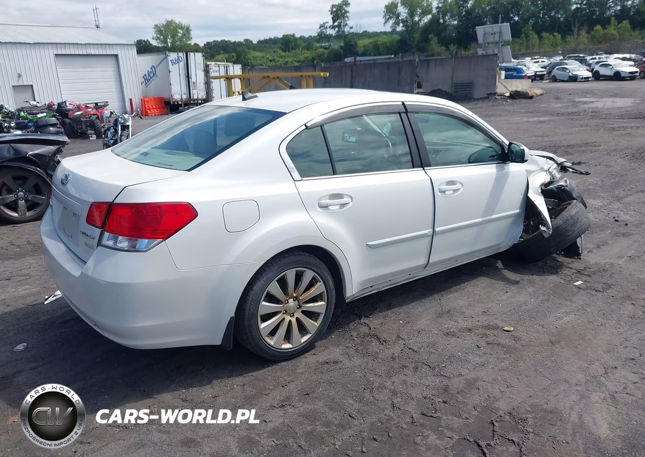 2011 Subaru Legacy 2.5I Limited VIN:4S3BMBK67B3238701 - 4