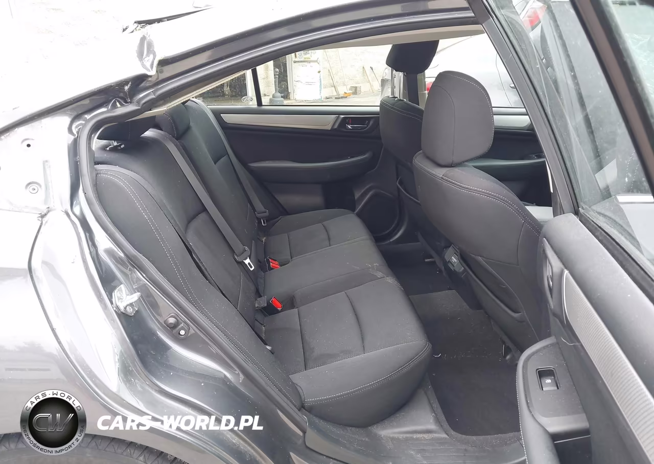 2018 Subaru Legacy 2.5I Premium VIN:4S3BNAC67J3017667 - 8