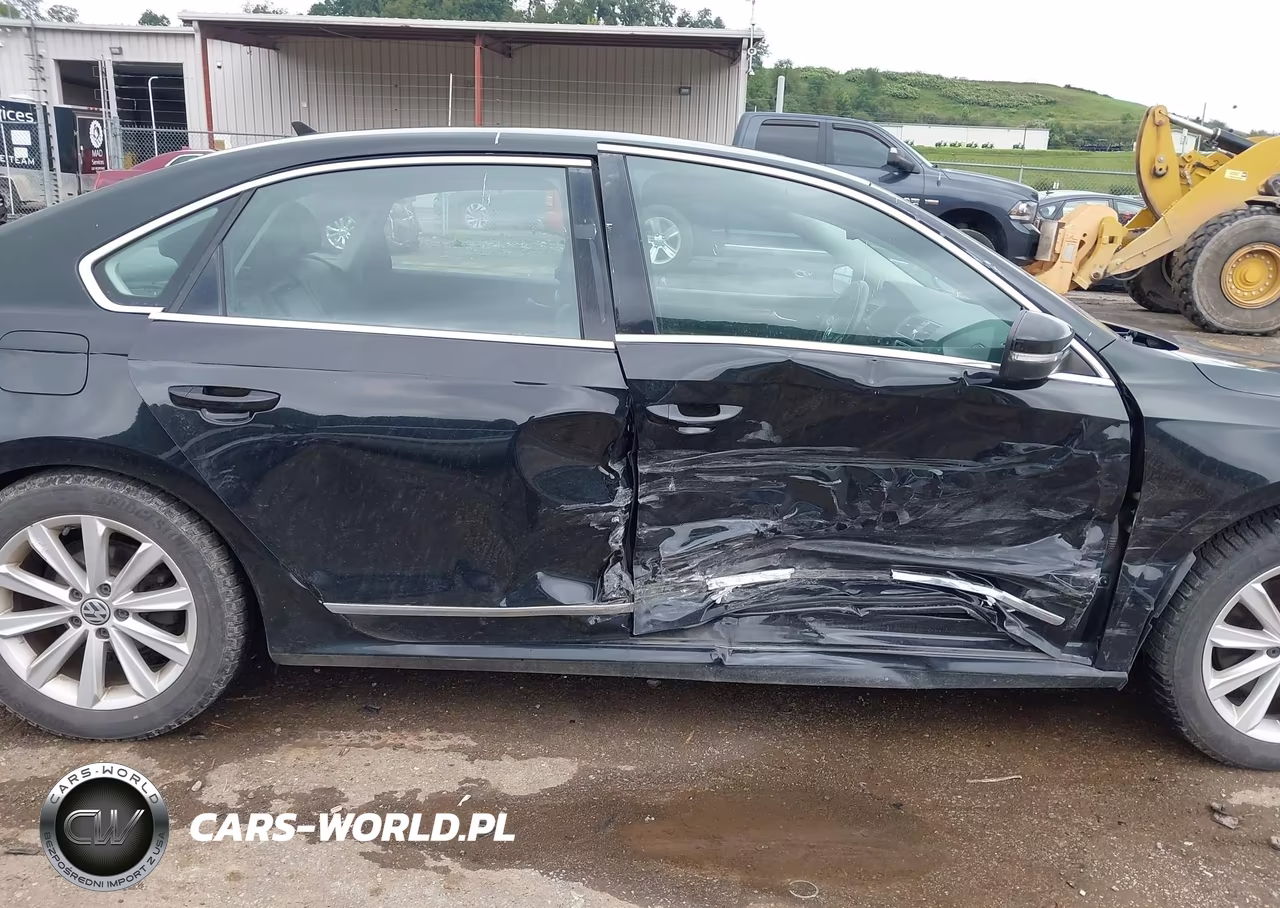 2013 Volkswagen Passat 2.5L Sel Premium VIN:1VWCP7A31DC147083 - 17
