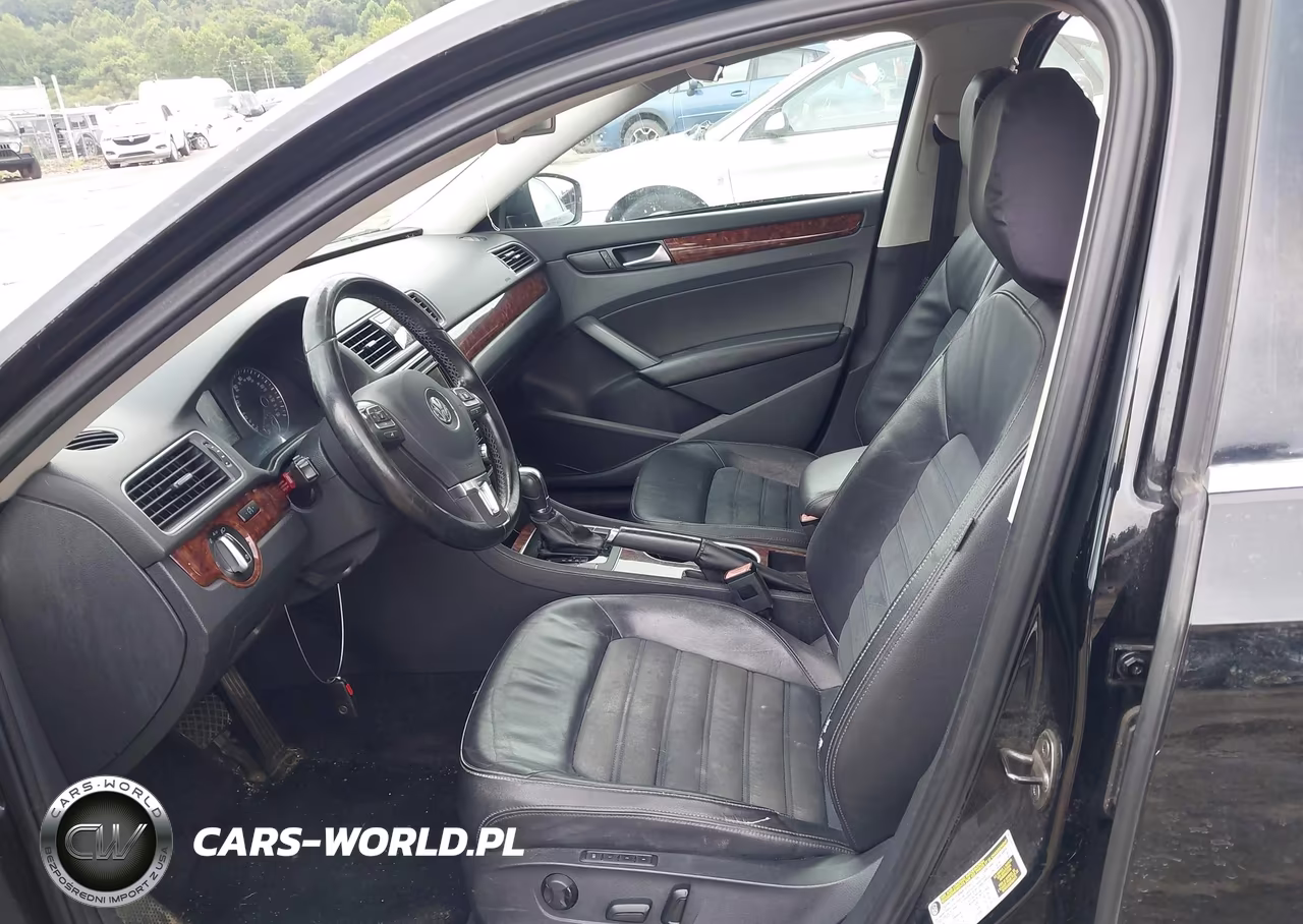 2013 Volkswagen Passat 2.5L Sel Premium VIN:1VWCP7A31DC147083 - 5