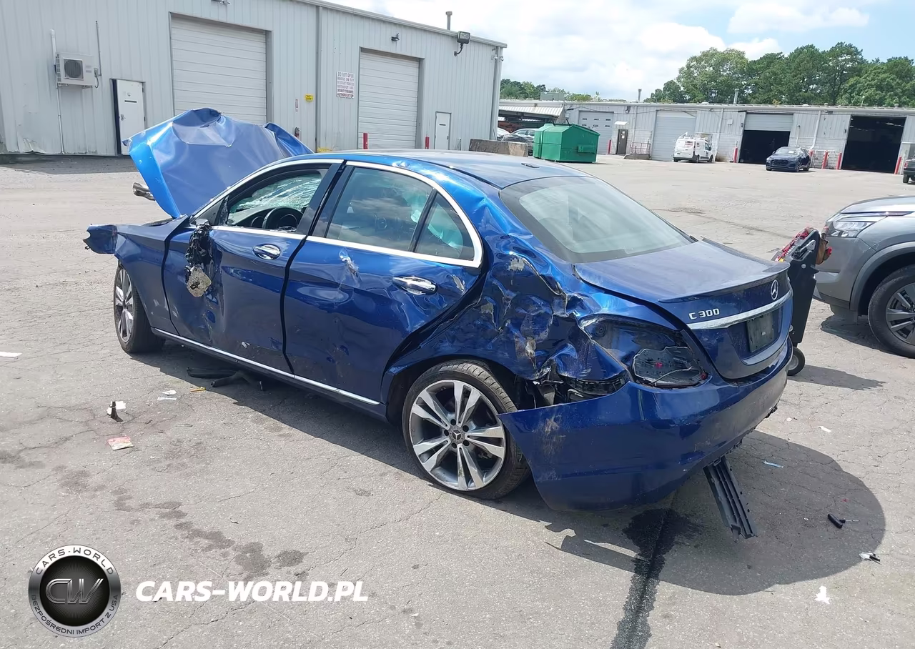 2018 Mercedes-Benz C 300 4Matic VIN:55SWF4KB2JU245611 - 3
