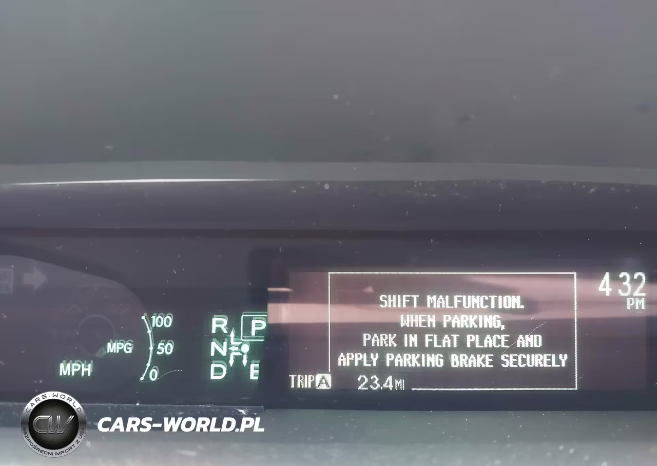 2015 Toyota Prius Two VIN:JTDKN3DUXF0446867 - 19