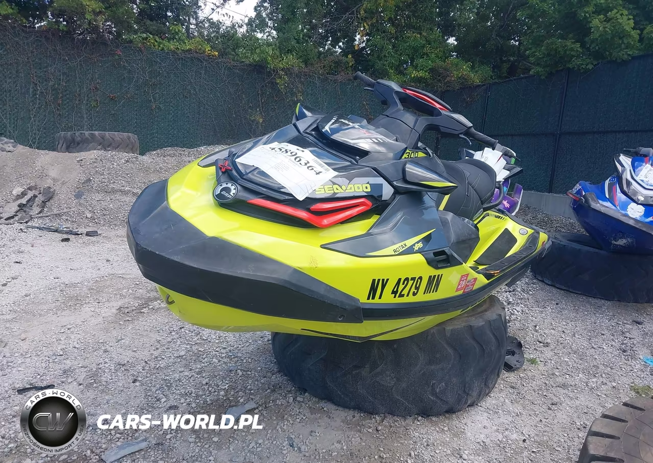 2018 Sea Doo Rxt-300 VIN:00000YDV12004C818 - 2