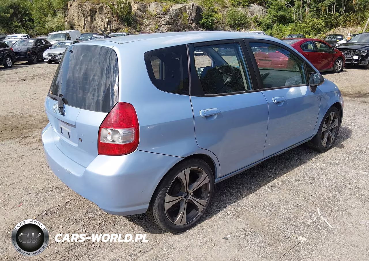 2008 Honda Fit VIN:JHMGD37498S056479 - 4