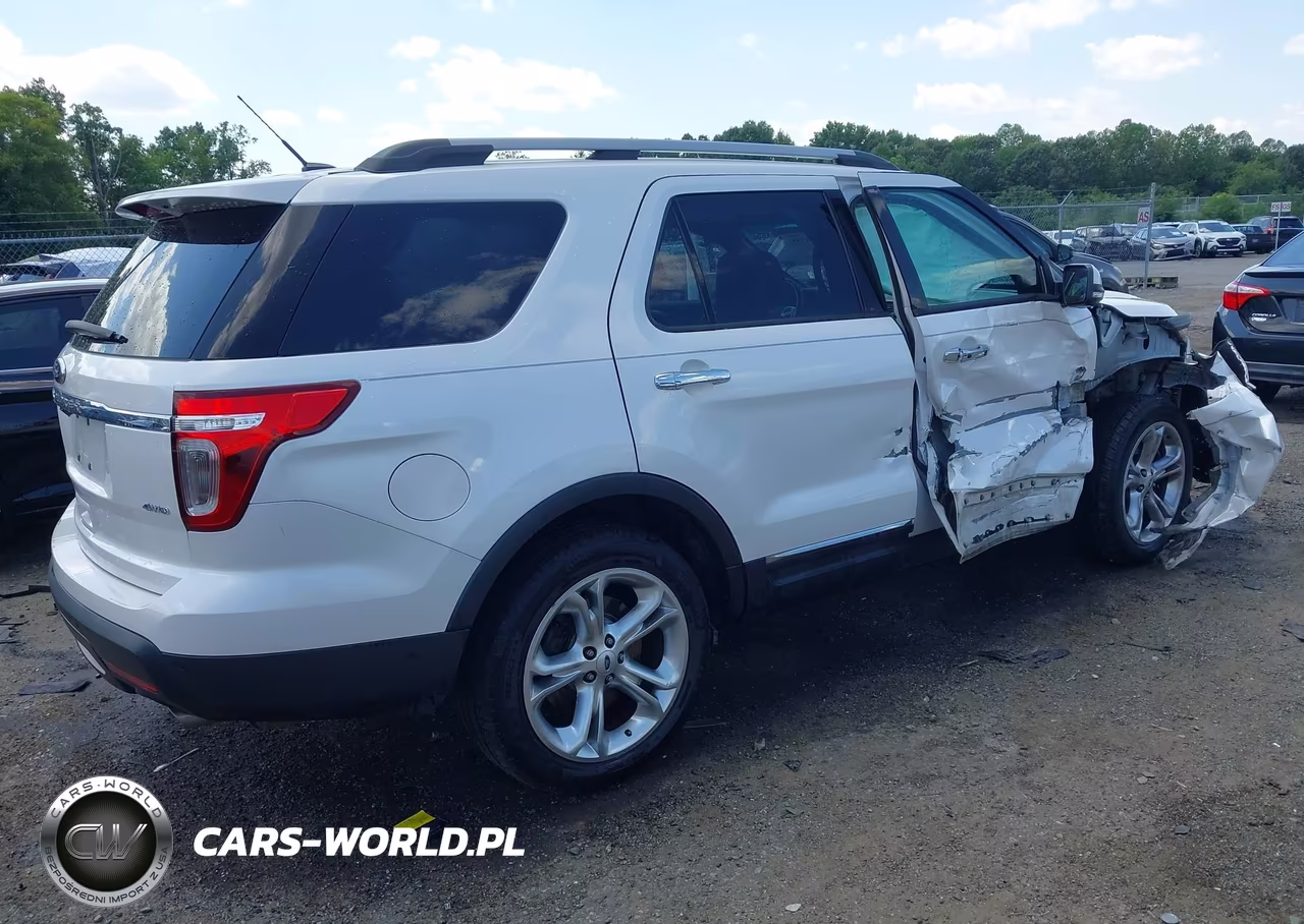 2013 Ford Explorer Limited VIN:1FM5K8F86DGC13975 - 4