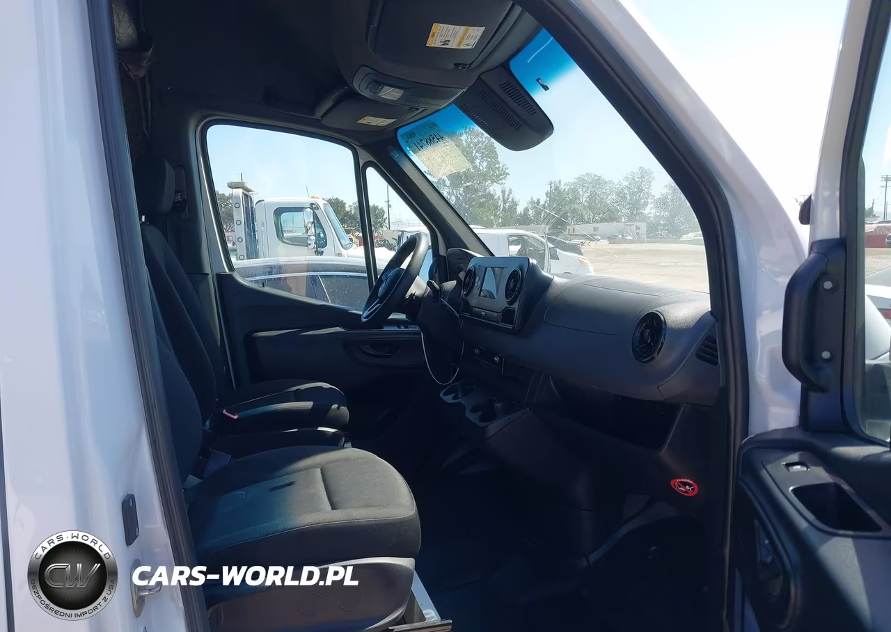 2023 Mercedes Benz Sprinter Delivery Van VIN:W1Y4KDHY6PT137381 - 5