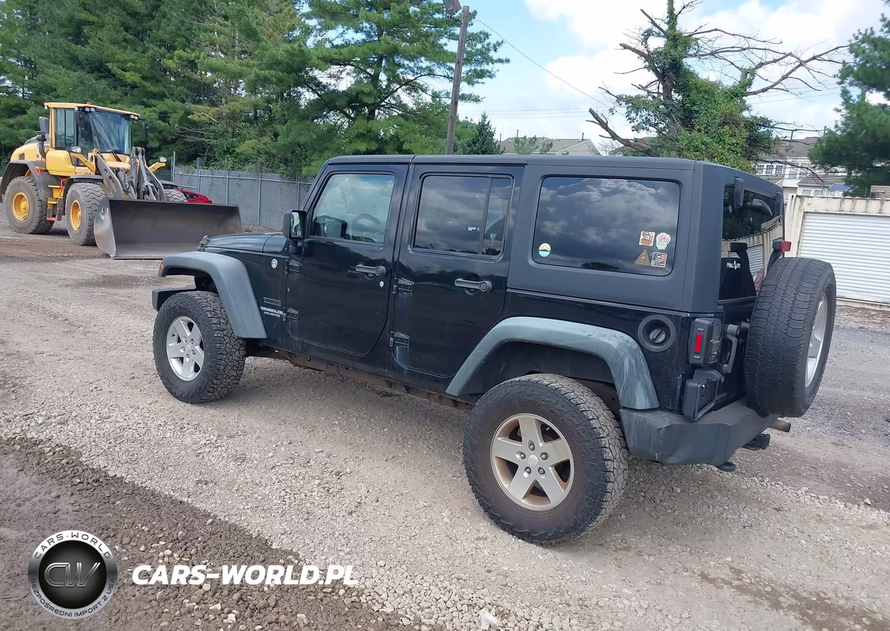 2011 Jeep Wrangler Unlimited Sport VIN:1J4BA3H19BL522173 - 3