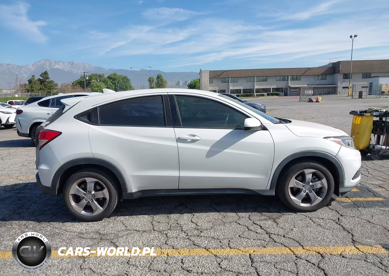 2022 Honda Hr-V 2Wd Lx VIN:3CZRU5H31NM721725 - 13